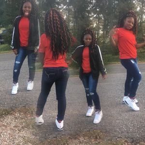 Meet your Posher, Kaila